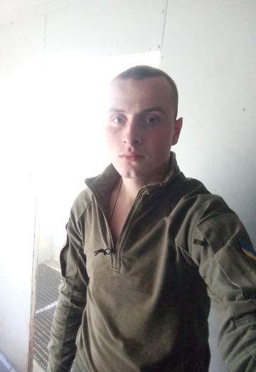 Моя фотография - Михаил, 25 из Киев (@mihail184435)