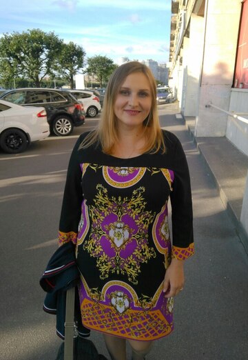 Моя фотография - Виктория, 39 из Санкт-Петербург (@lisichka9685)