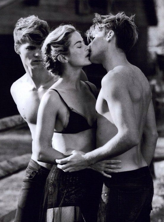 Threesome vintage