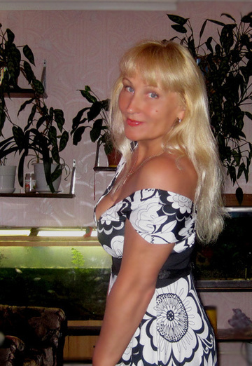 Моя фотография - Лена, 66 из Санкт-Петербург (@2121lena)