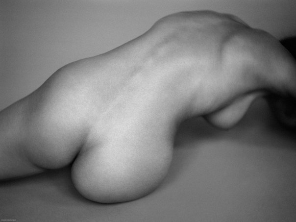 Erotische amateur fotos tom hiller
