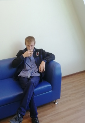 Моя фотография - Евгений Мындру, 31 из Козулька (@evgeniymindru2)